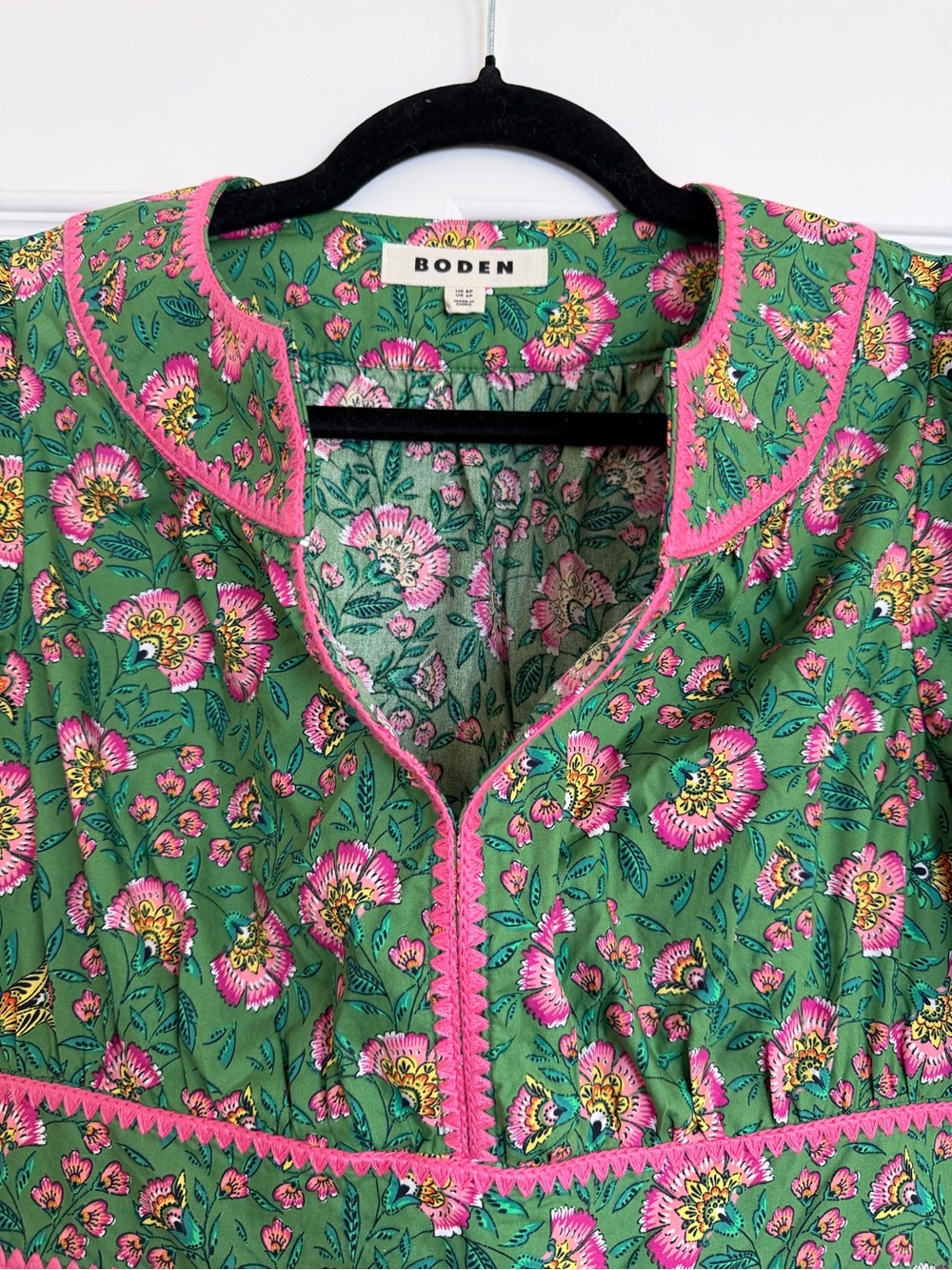 Boden Rhea Embroidered Floral Midi Dress Green Pink US 4P Petite - Picture 6 of 9